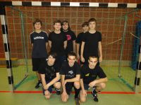 6. Platz_Back Row Out$iders